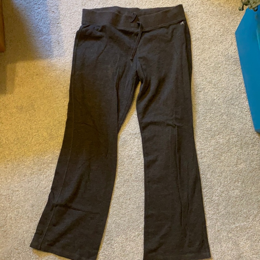 Victoria’s Secret Angels EUC grey wide leg sweat pants drawstring